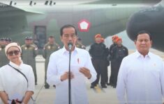 Presiden Jokowi Didampingi Menlu Retno Marsudi dan Menhan Prabowo Subianto Lepas Bantuan Kemanusiaan ke Palestina (Foto:Biropers)