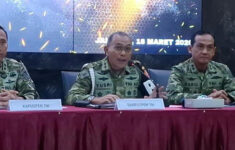 Danpuspom TNI Mayjen Yusri Nuryanto saat konferensi pers kasus penyiraman air keras Andrie Yunus di Markas Besar TNI Cilangkap. . Dok: Eranasional/HO Tribunnews.