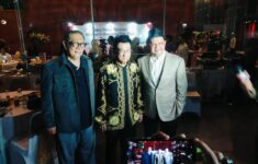 Kantor Ail Amir & Associates Law Firm menggelar acara buka puasa bersama yang berlangsung di lobby Gedung Gran Rubina Business Park, Setiabudi, Jakarta Selatan, Sabtu (14/3/2026).